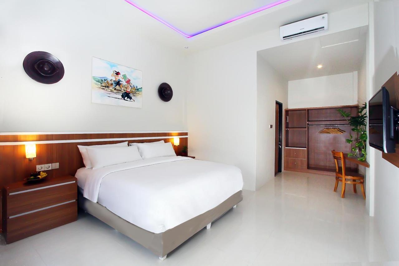 The Jumbo Homestay Kuta  Екстер'єр фото